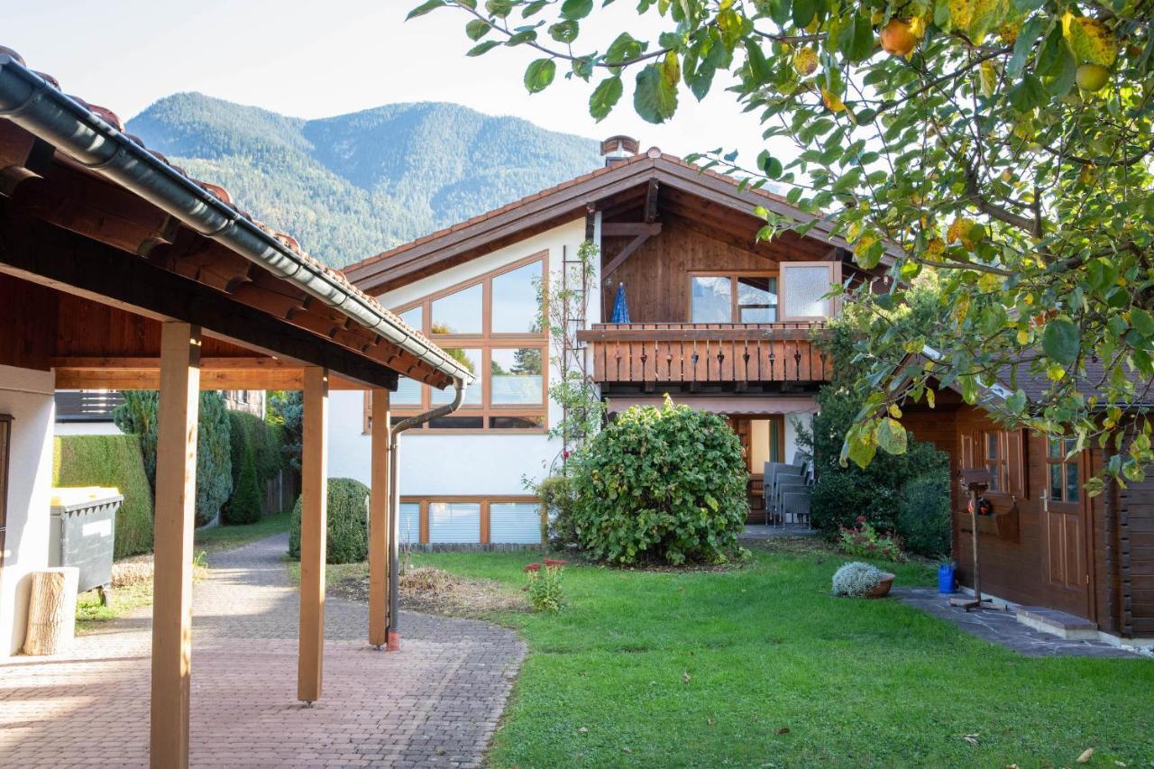 Alpen Chalet Гармиш-Партенкирхен Екстериор снимка
