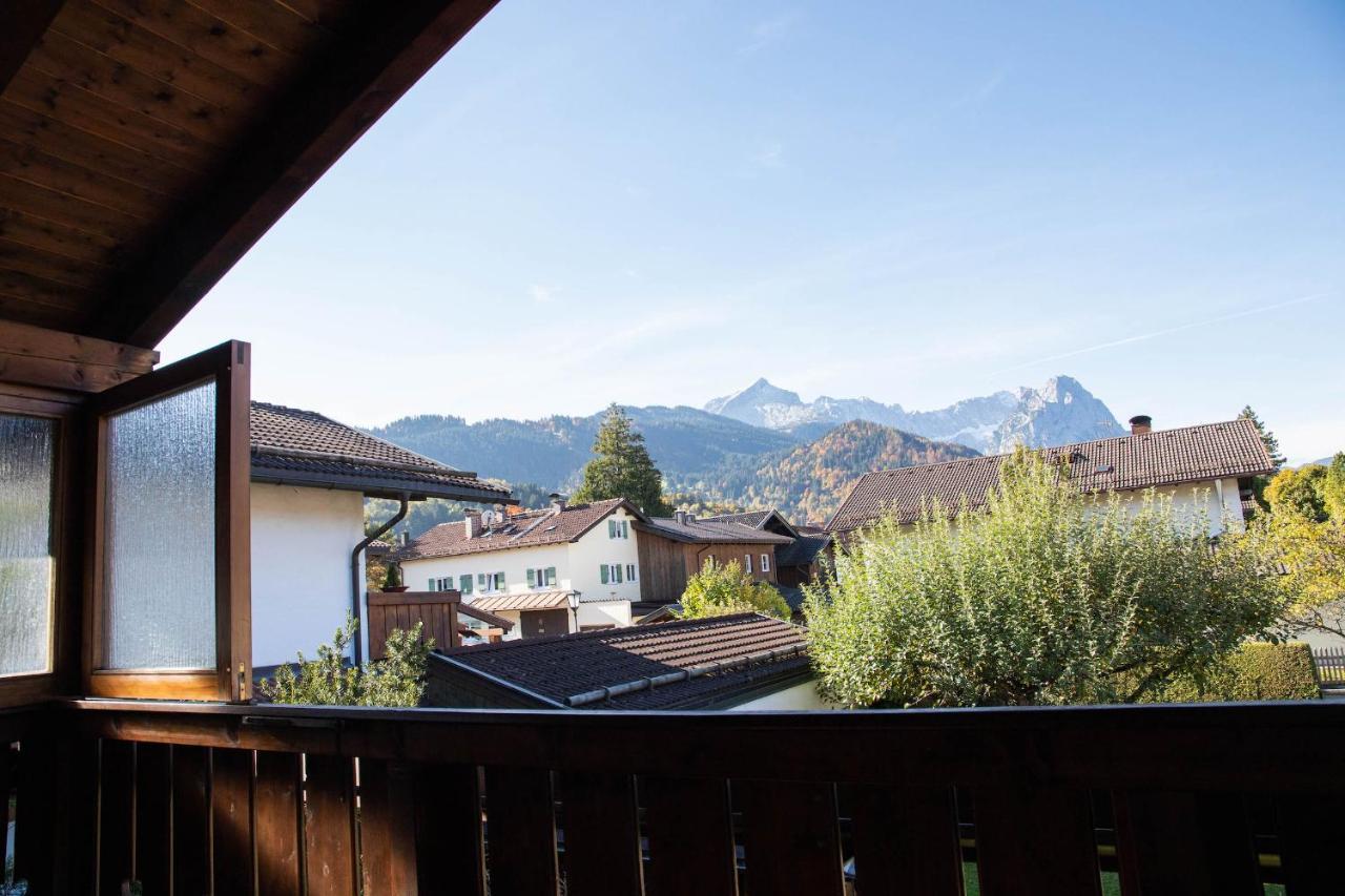 Alpen Chalet Гармиш-Партенкирхен Екстериор снимка